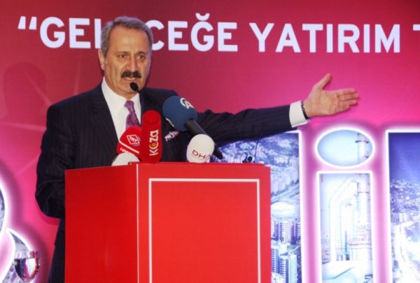 “TÜRKİYE AYAKTA, AVRUPA YATAKTA” 