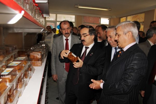 ÖNCE EMEKLİ, SONRA GİRİŞİMCİ OLDU