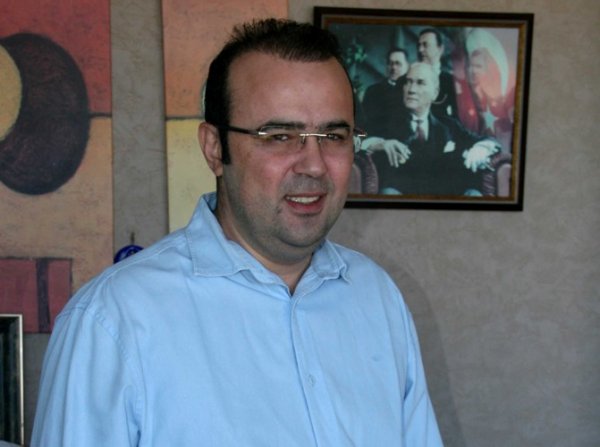 SEZGİNER: "PARKOMAT KENT TRAFİĞİNİ RAHATLATTI"