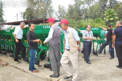 Ceyhanlı Çiftçiler Hibe Desteği ile Makine Aldılar